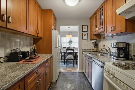 100 Diplomat Drive Mount Kisco NY 10549