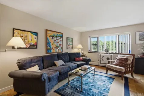 100 Diplomat Drive Mount Kisco NY 10549