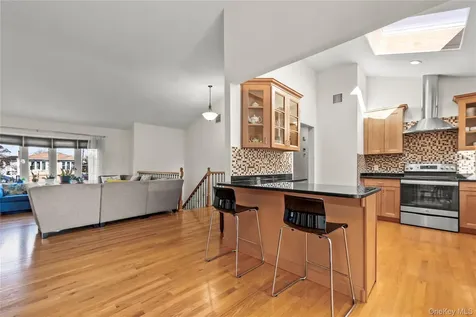 361 Nevada Street Lindenhurst NY 11757