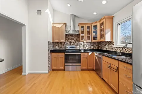 361 Nevada Street Lindenhurst NY 11757