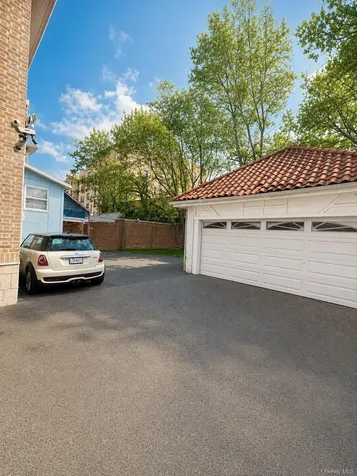 2536 Davidson Avenue Bronx NY 10468