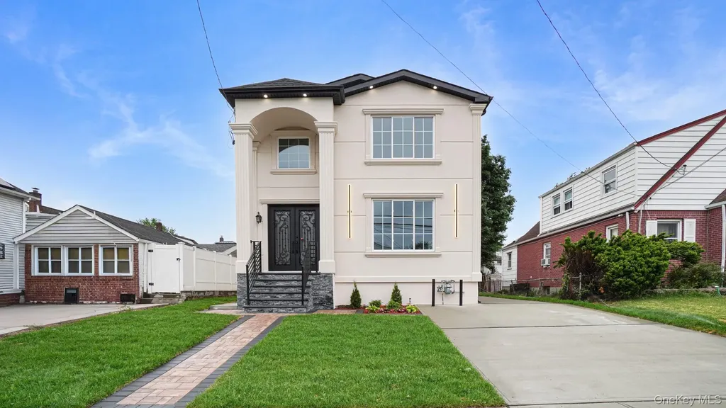 17 Hommell Street S Valley Stream NY 11580