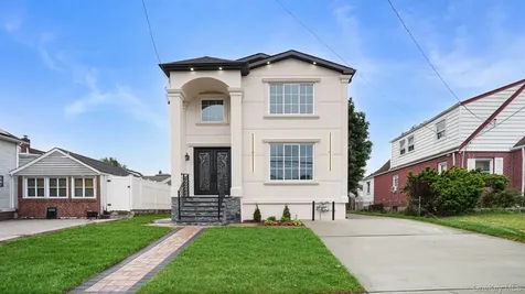17 Hommell Street S Valley Stream NY 11580