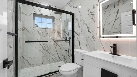 17 Hommell Street S Valley Stream NY 11580