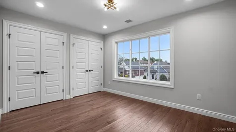 17 Hommell Street S Valley Stream NY 11580
