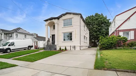 17 Hommell Street S Valley Stream NY 11580