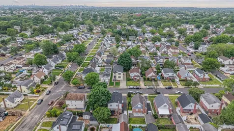 17 Hommell Street S Valley Stream NY 11580