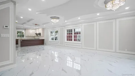 17 Hommell Street S Valley Stream NY 11580