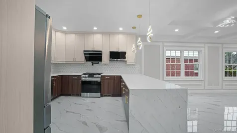 17 Hommell Street S Valley Stream NY 11580