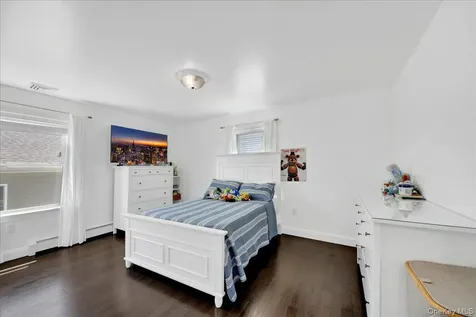 12 Drake Place Yonkers NY 10710