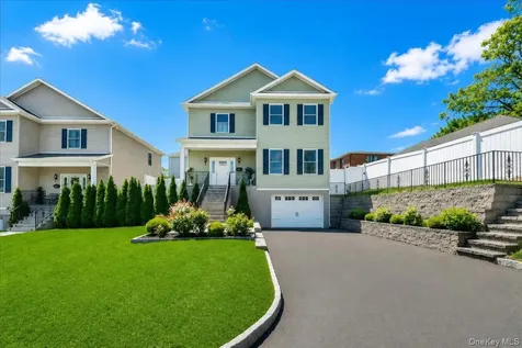 12 Drake Place Yonkers NY 10710