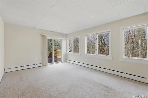 307 Old Kingston Road New Paltz NY 12561