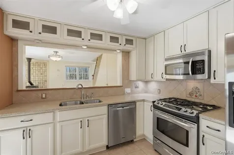 307 Old Kingston Road New Paltz NY 12561