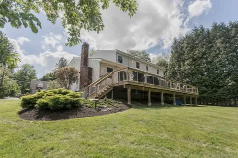 12 Midland Avenue Central Valley NY 10917
