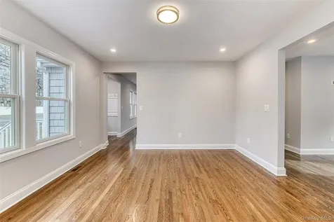 479 Woodbury Road Plainview NY 11803