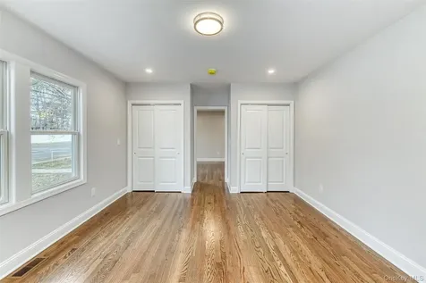 479 Woodbury Road Plainview NY 11803