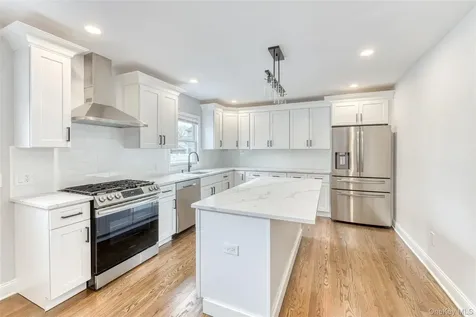 479 Woodbury Road Plainview NY 11803
