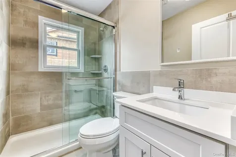479 Woodbury Road Plainview NY 11803