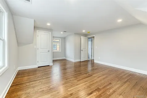 479 Woodbury Road Plainview NY 11803