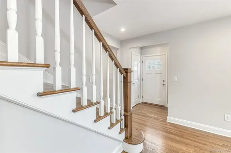 479 Woodbury Road Plainview NY 11803
