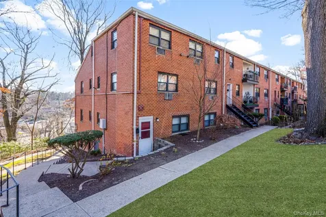 55 Fieldstone Drive Hartsdale NY 10530