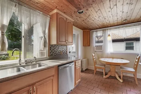 151 Columbus Avenue Valhalla NY 10595