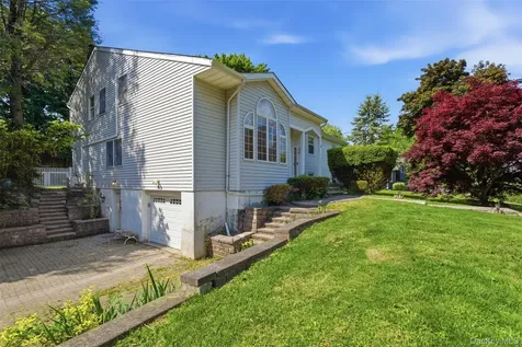 1 Fairview Court Carmel NY 10512