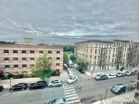 365 E 197th Street Bronx NY 10458