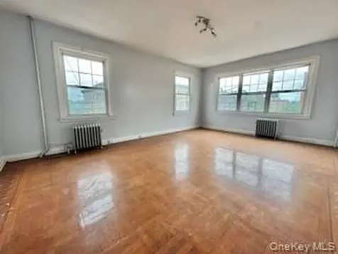 365 E 197th Street Bronx NY 10458