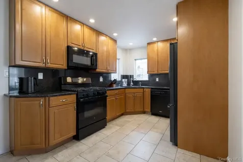 35 Rokeby Place Staten Island NY 10310