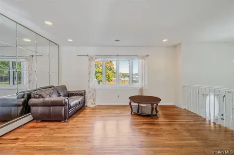 2864 Eastern Boulevard Baldwin NY 11510