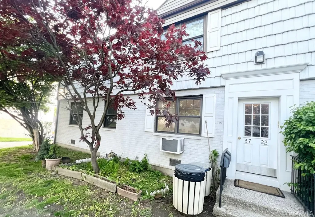 6722 136th Street Flushing NY 11367