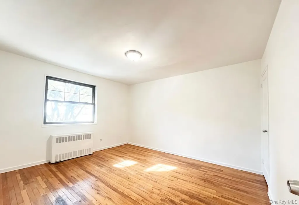 6722 136th Street Flushing NY 11367