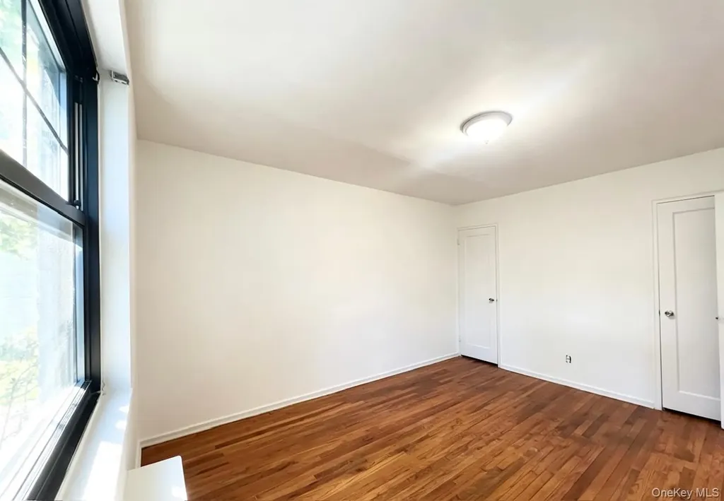 6722 136th Street Flushing NY 11367