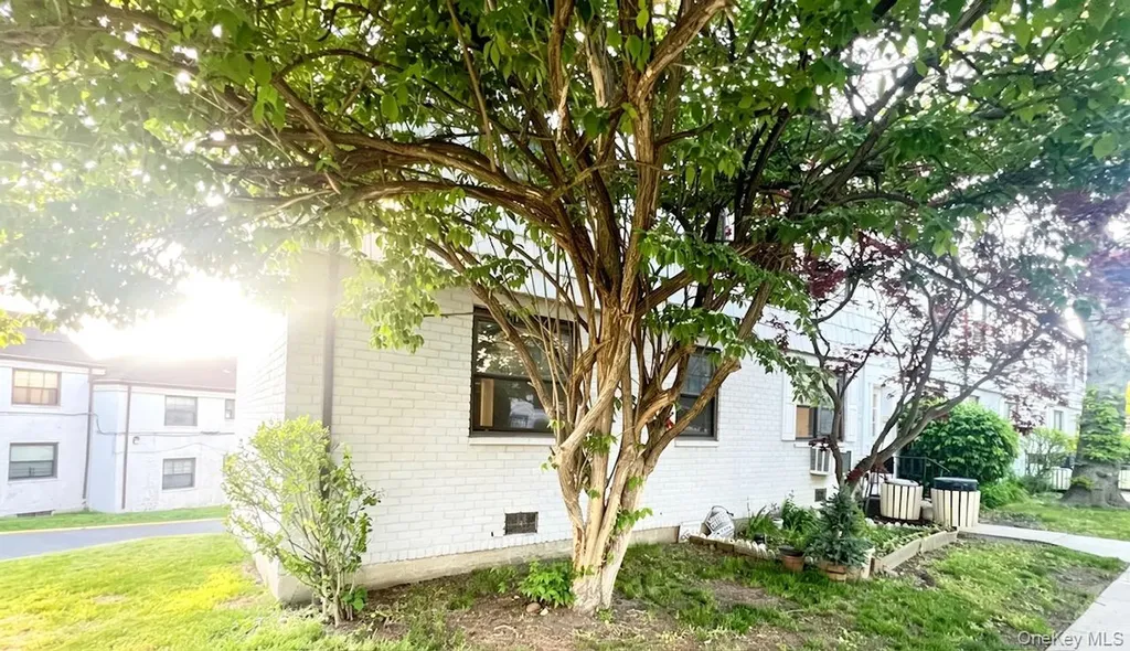 6722 136th Street Flushing NY 11367