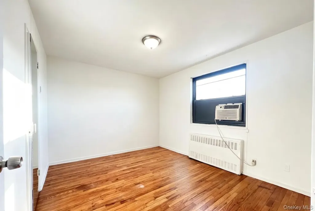 6722 136th Street Flushing NY 11367