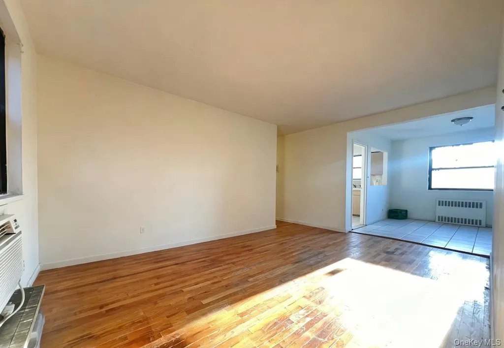 6722 136th Street Flushing NY 11367