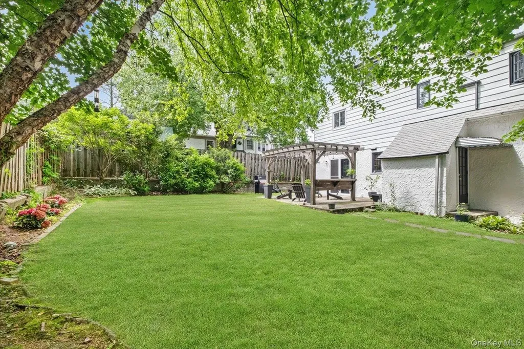 105 Longview Avenue White Plains NY 10605
