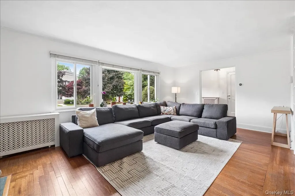 105 Longview Avenue White Plains NY 10605