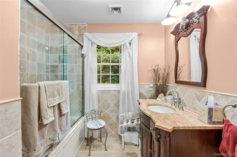5 Bennett Avenue Huntington Station NY 11746