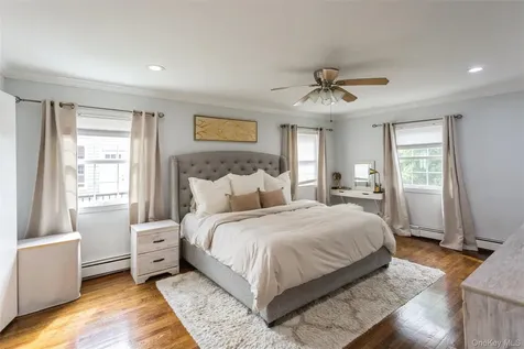 6 Newkirk Avenue East Rockaway NY 11518