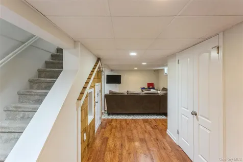 6 Newkirk Avenue East Rockaway NY 11518