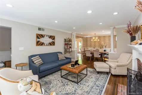 6 Newkirk Avenue East Rockaway NY 11518