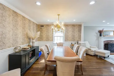 6 Newkirk Avenue East Rockaway NY 11518