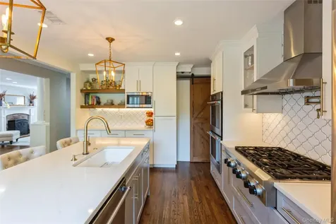 6 Newkirk Avenue East Rockaway NY 11518