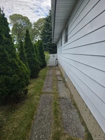 90 Blue Point Road Selden NY 11784