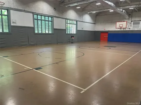 9 Edinburgh Drive Peekskill NY 10566
