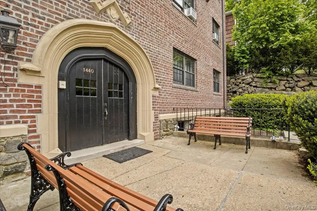 1440 Boston Post Road Larchmont NY 10538