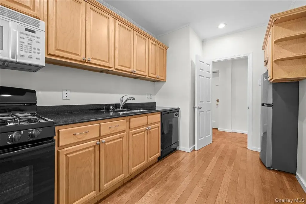 1440 Boston Post Road Larchmont NY 10538