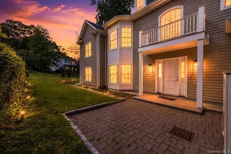 1 Kewanee Road New Rochelle NY 10804